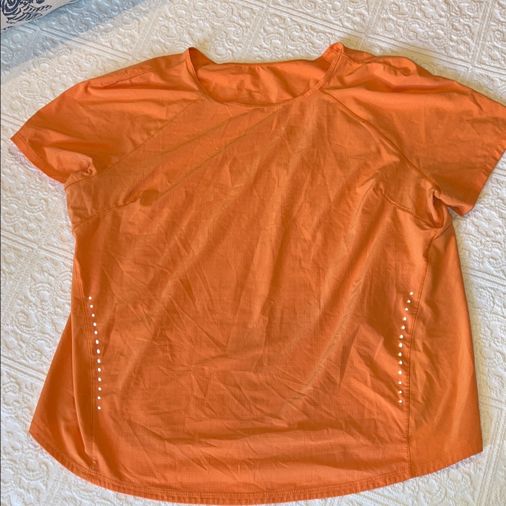 Lululemon Athletica Orange Short Sleeve Tee